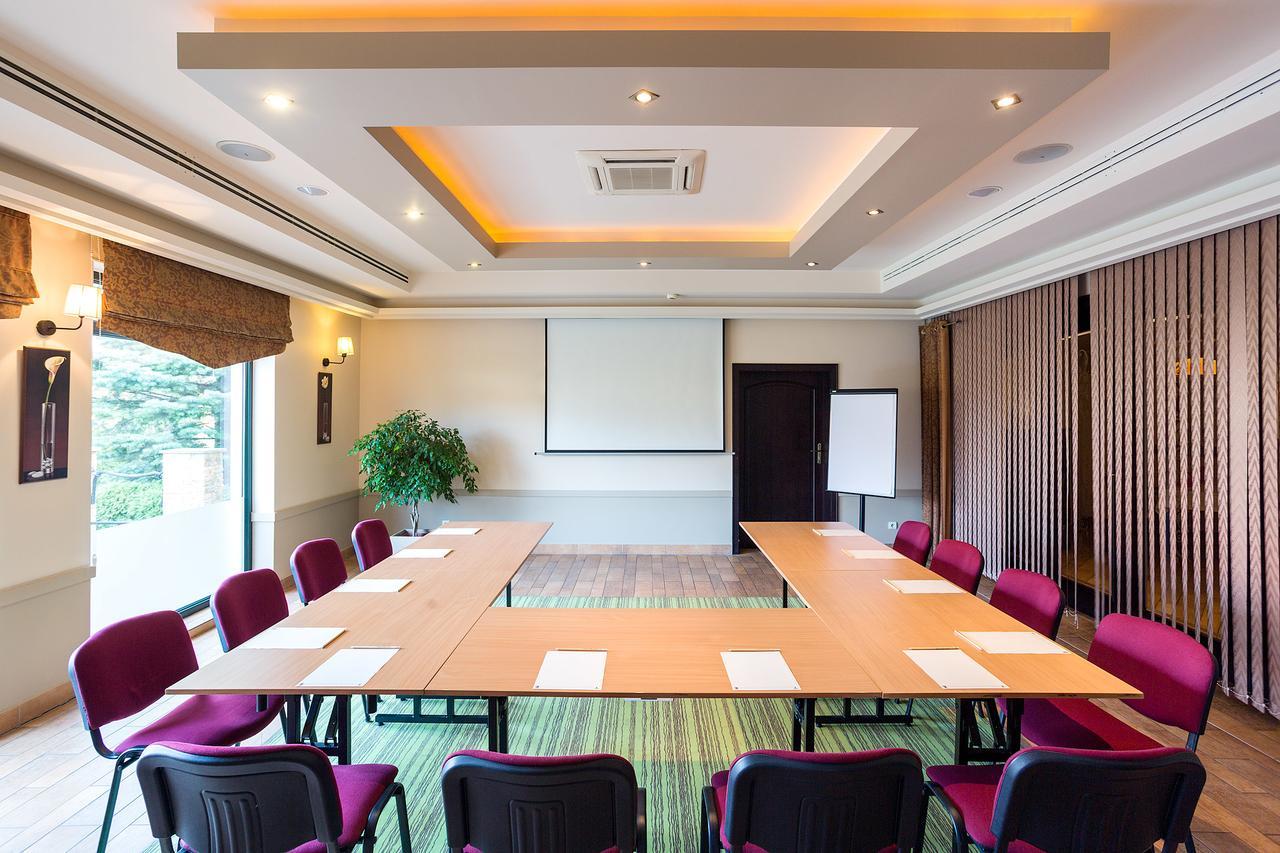 Papuga Park Hotel Wellness&Spa Bielsko-Biala Bagian luar foto